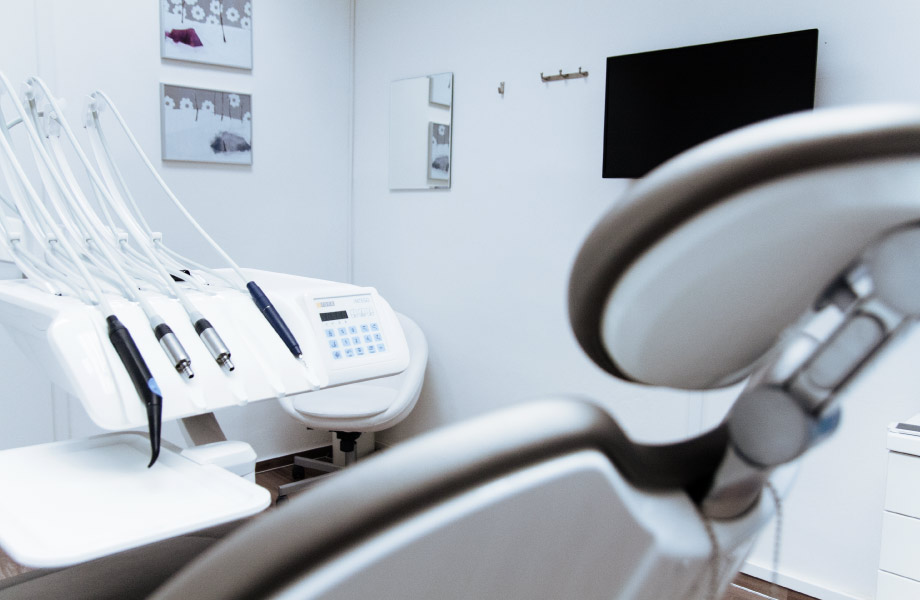 dental chair and tools in a dental office